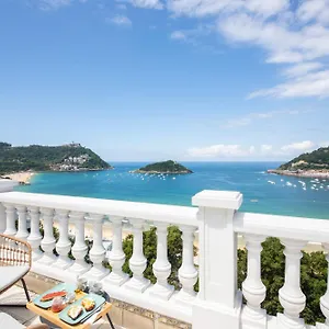 Far Out , San Sebastian Spain