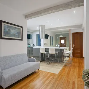 Amplio En Gros Con Parking Privado Apartment